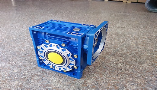 SL77型號蝸輪蝸桿減速機(jī).jpg