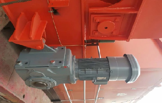 K系列扭力臂式錐齒輪減速機(jī)的應(yīng)用.jpg