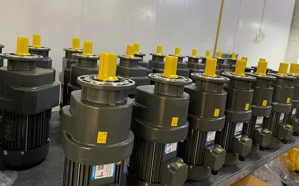 風(fēng)扇電機(jī)批量備貨.jpg