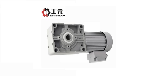 士元直角軸齒輪減速機(jī)，船舶設(shè)備，減速機(jī)廠家